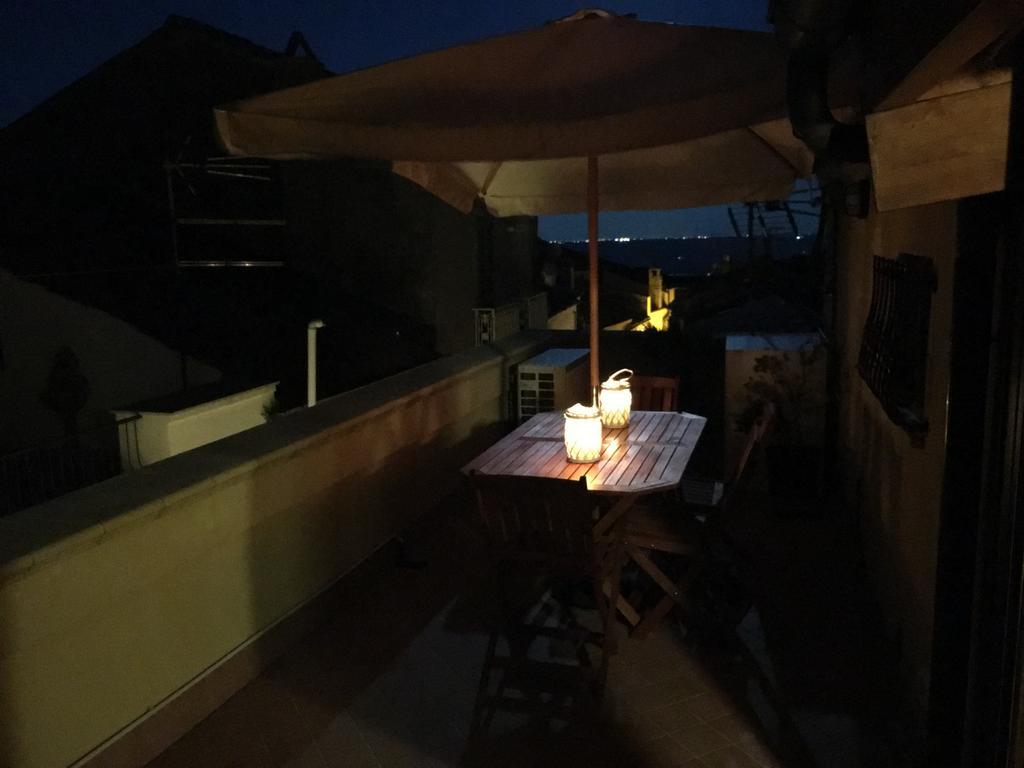 Guest House Dimora Fiorita Serracapriola Exterior photo