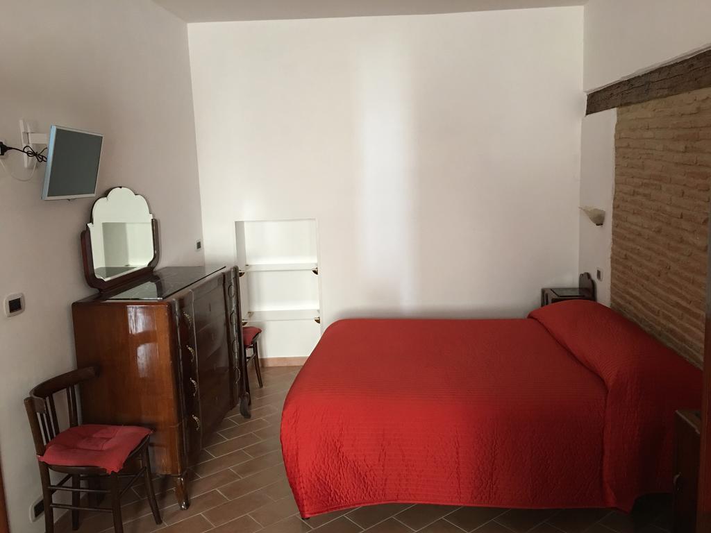 Guest House Dimora Fiorita Serracapriola Exterior photo