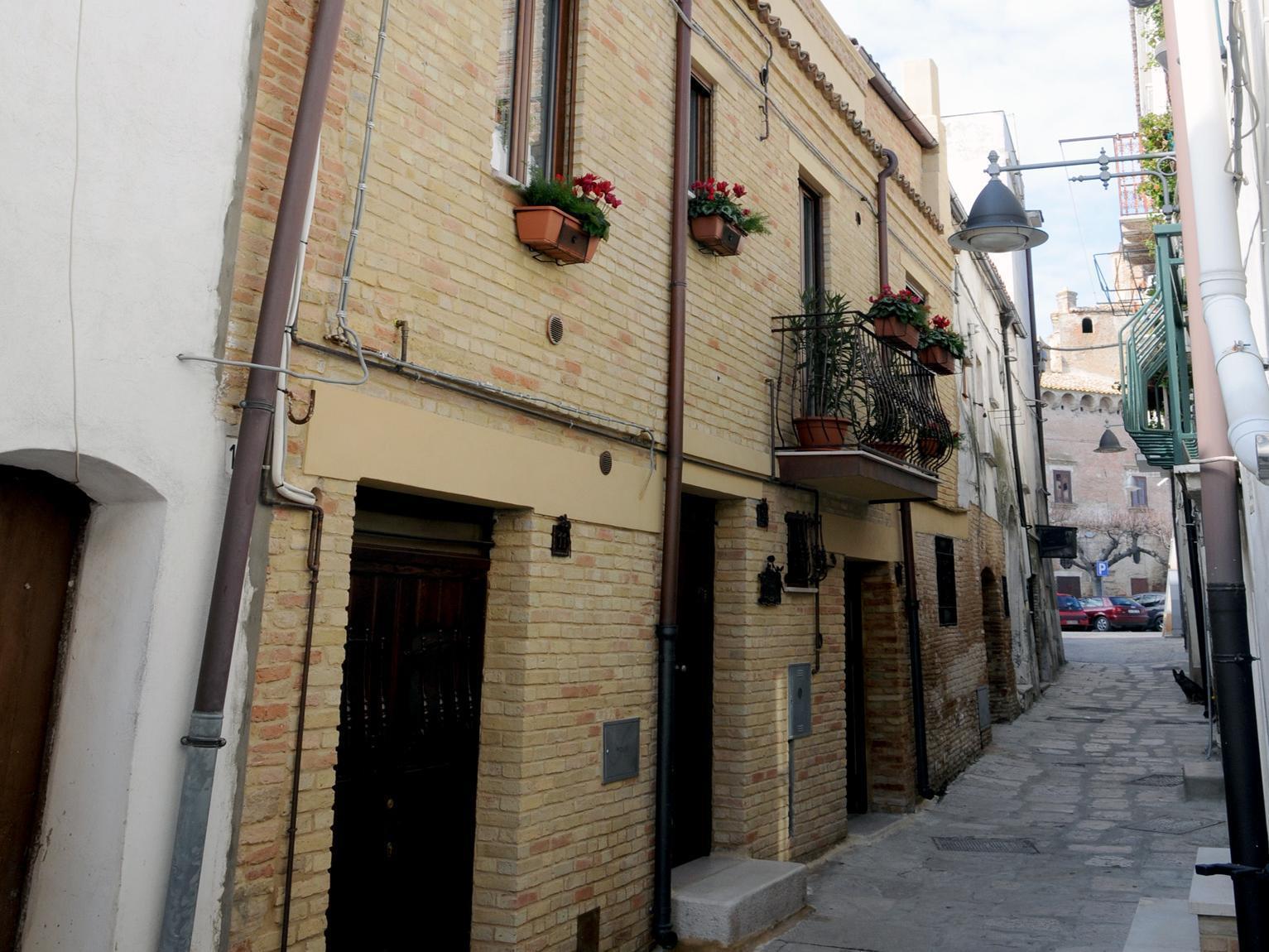 Guest House Dimora Fiorita Serracapriola Exterior photo
